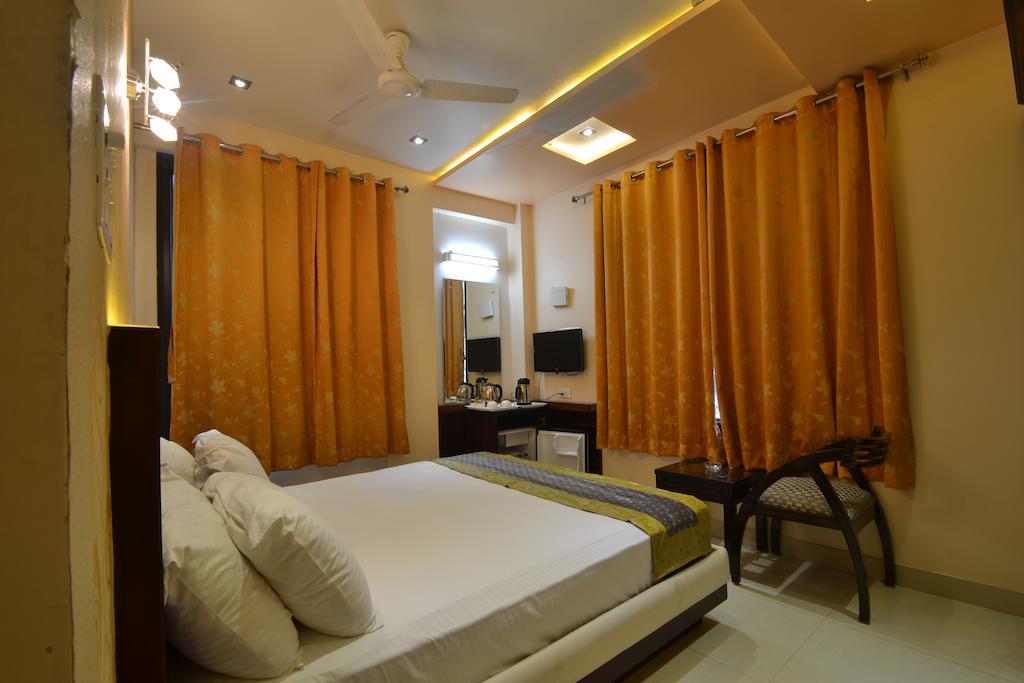 Hotel Central Residency Varanasi Exterior foto