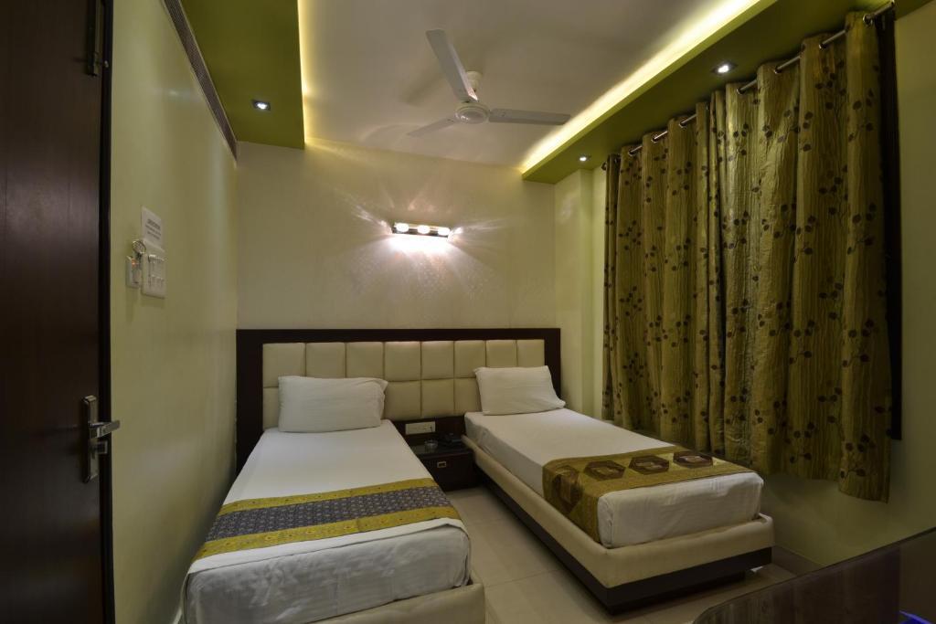 Hotel Central Residency Varanasi Exterior foto
