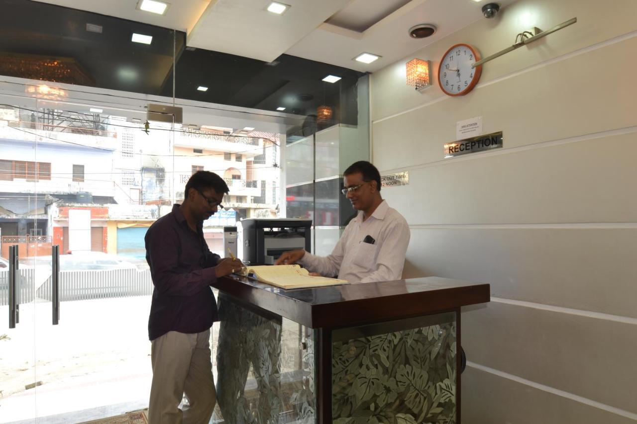 Hotel Central Residency Varanasi Exterior foto
